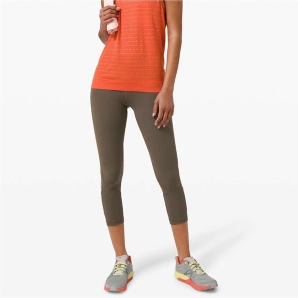 Lululemon Pace Rival Crop Leggings Luxtreme 22" Dark Olive Size 6 - Picture 11 of 13